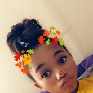 Meet your Posher, Taya